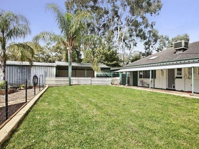 1 Farm Drive, Redwood Park SA 5097
