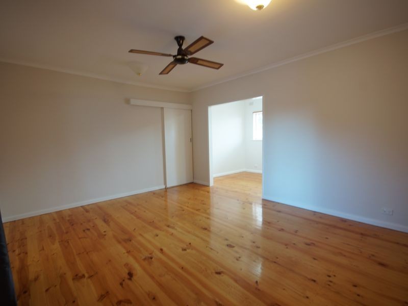 2/2A Iona Street, Broadview SA 5083