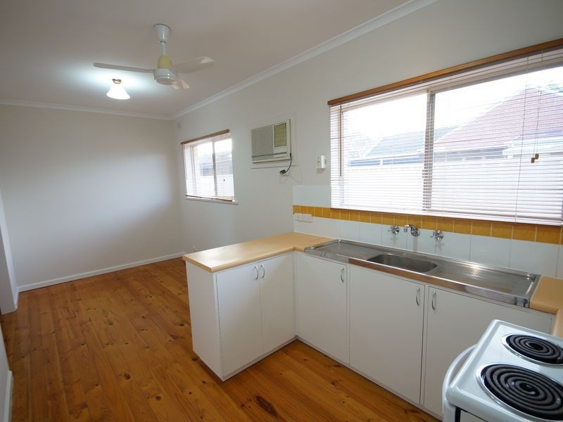 2/2A Iona Street, Broadview SA 5083