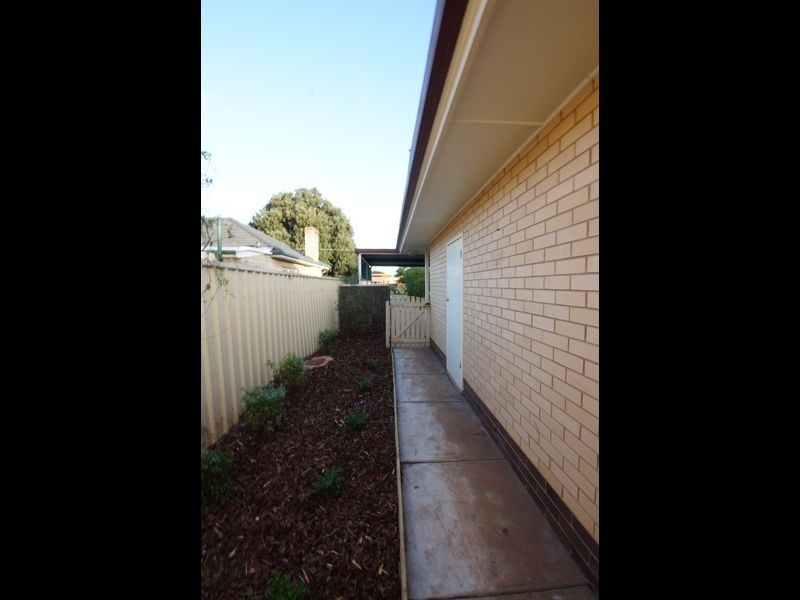 2/2A Iona Street, Broadview SA 5083