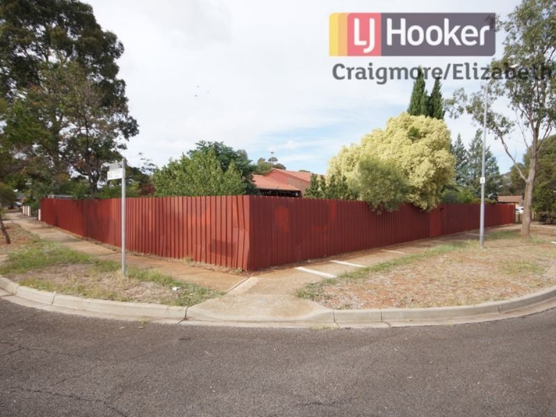 8 Alawoona Road, Munno Para SA 5115