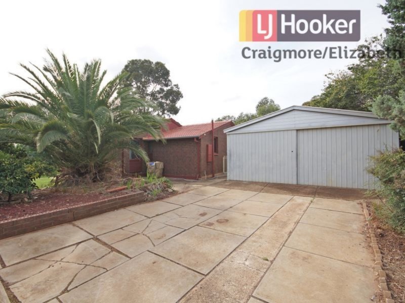 8 Alawoona Road, Munno Para SA 5115