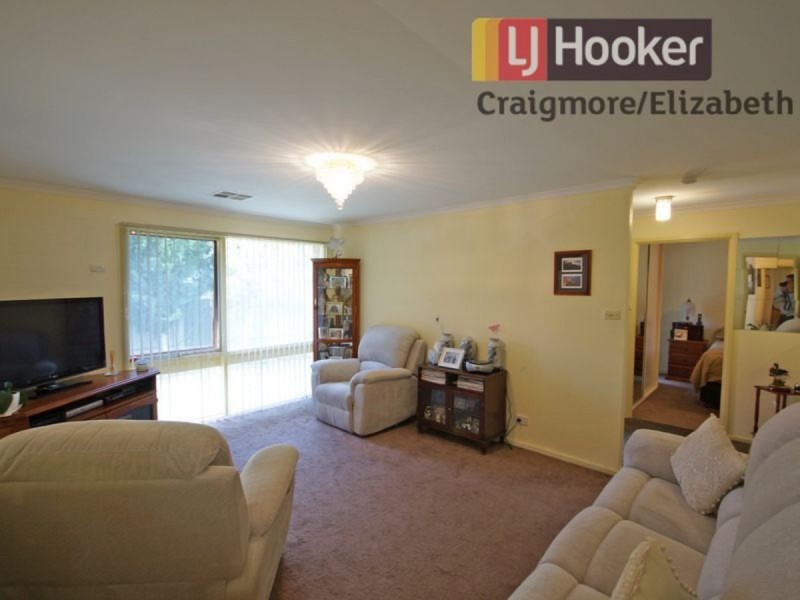 8 Alawoona Road, Munno Para SA 5115