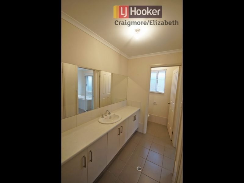 5/27 Olive Grove, Munno Para West SA 5115