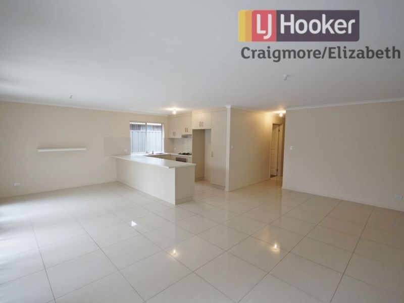 5/27 Olive Grove, Munno Para West SA 5115