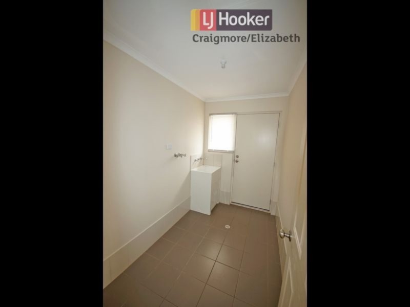 5/27 Olive Grove, Munno Para West SA 5115