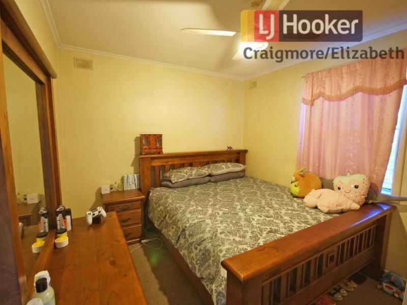 20 Small Crescent, Smithfield Plains SA 5114