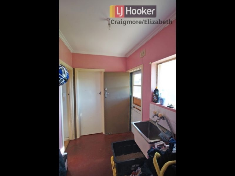 20 Small Crescent, Smithfield Plains SA 5114