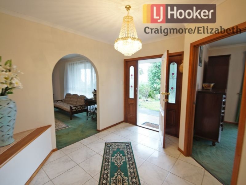 16 Jenolan Crescent, Hillbank SA 5112