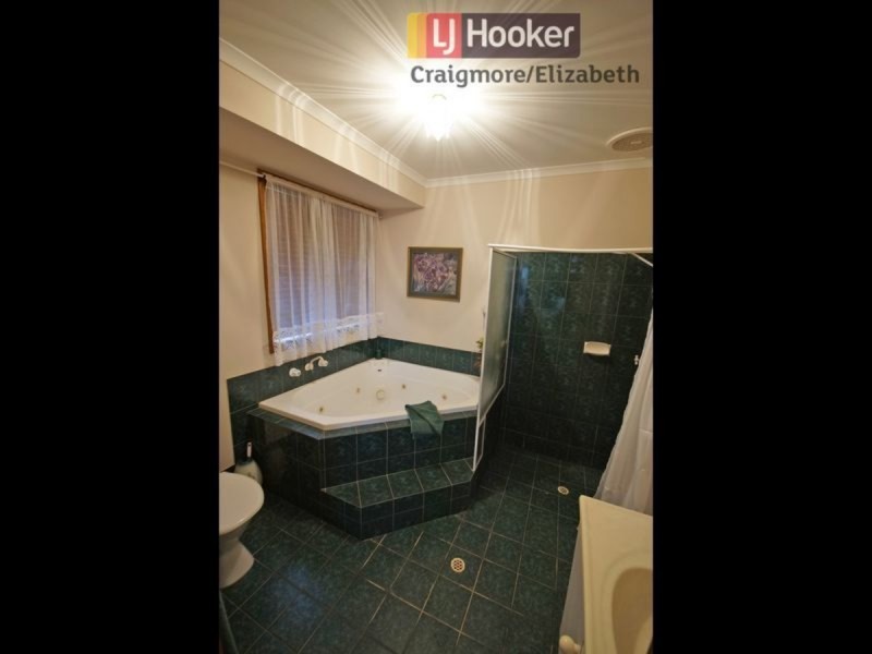 16 Jenolan Crescent, Hillbank SA 5112