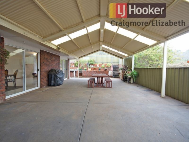 16 Jenolan Crescent, Hillbank SA 5112