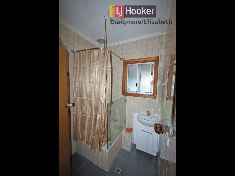 9 Chiselbury Road, Elizabeth Vale SA 5112