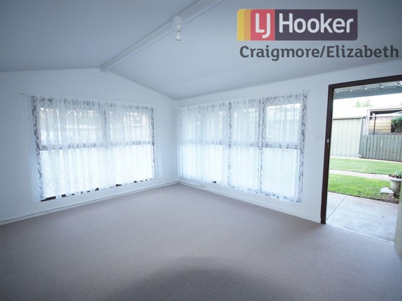 9 Chiselbury Road, Elizabeth Vale SA 5112