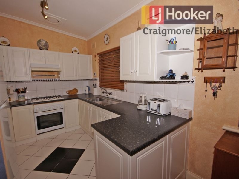 3 Newland Avenue, Ridgehaven SA 5097