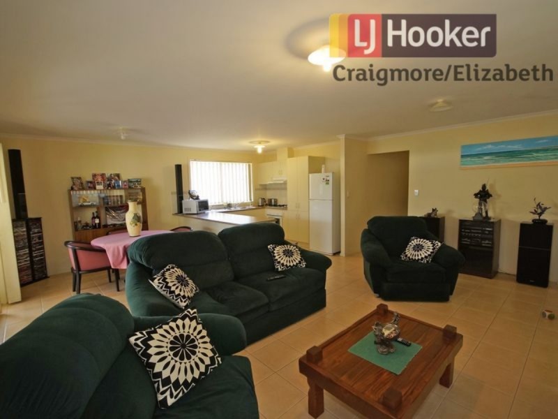 11 Meadow Lane, Para Hills West SA 5096