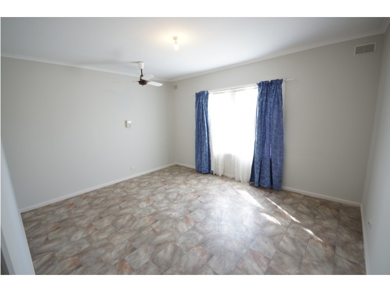 27 Bell Street, Smithfield Plains SA 5114