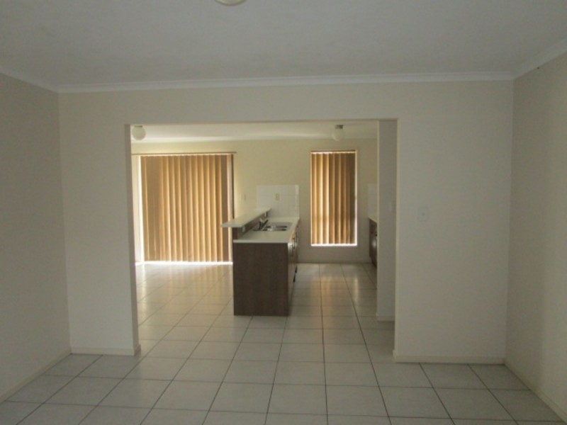 18 Strathmore Avenue, Smithfield SA 5114