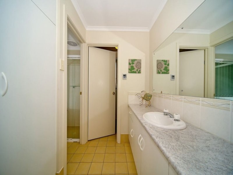 7 Selway Place, Evanston Park SA 5116