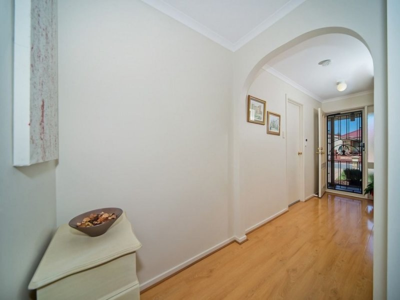 7 Selway Place, Evanston Park SA 5116