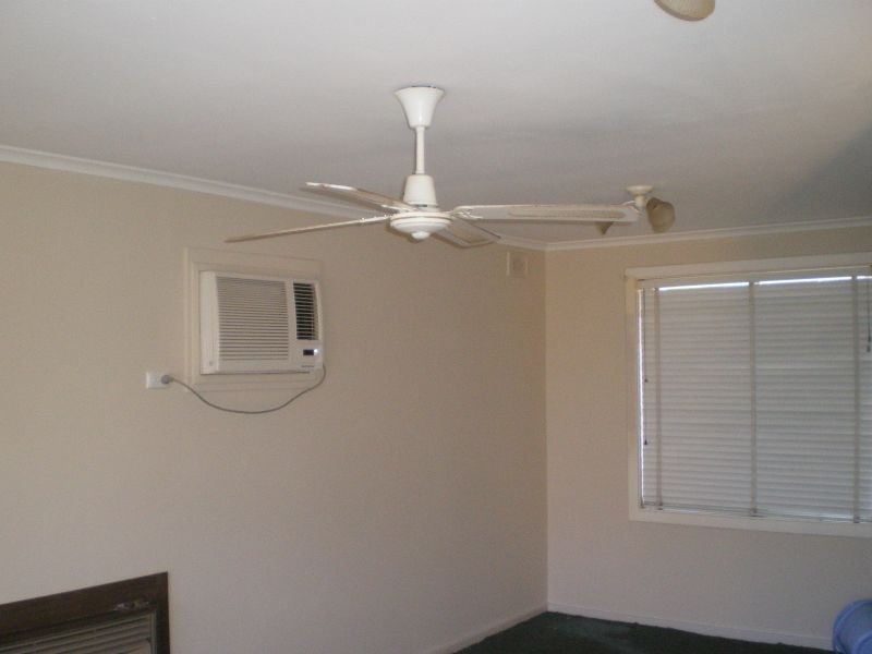 4 Seatown Road, Elizabeth Park SA 5113