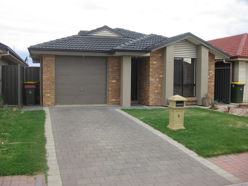 5 Cedar Street, Munno Para West SA 5115