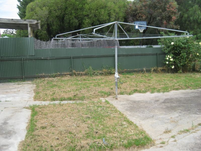 40 Hornet Crescent, Elizabeth East SA 5112