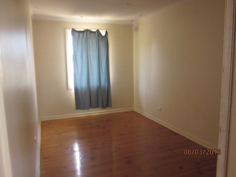 11 Samuel Street, Smithfield SA 5114