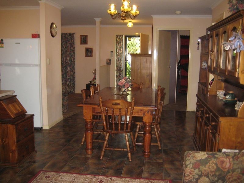 38 Sterling Court, Smithfield Plains SA 5114