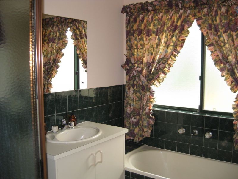 38 Sterling Court, Smithfield Plains SA 5114