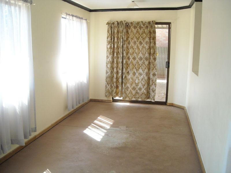 276 Midway Road, Elizabeth Downs SA 5113