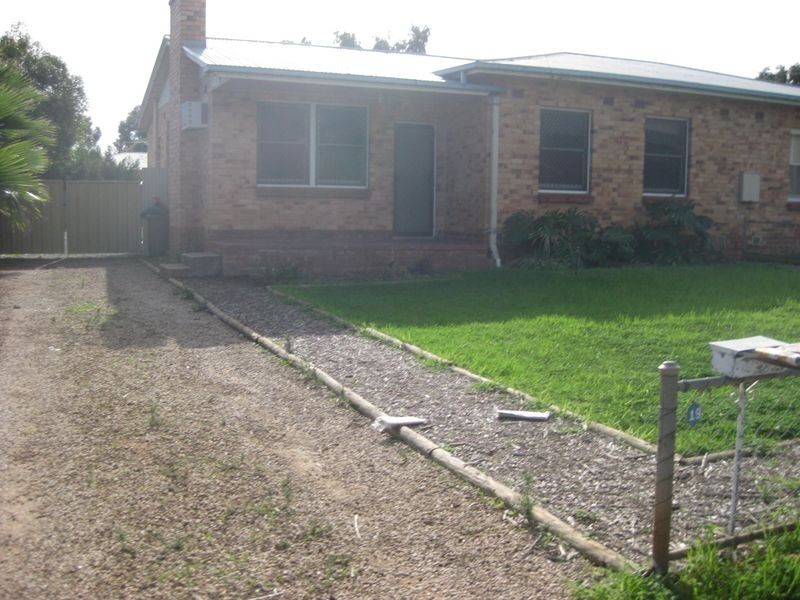 19 Midlow Road, Elizabeth Downs SA 5113