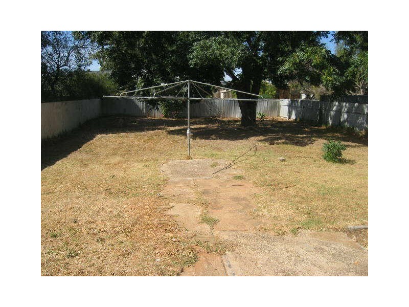 143 Goodman Road, Elizabeth South SA 5112