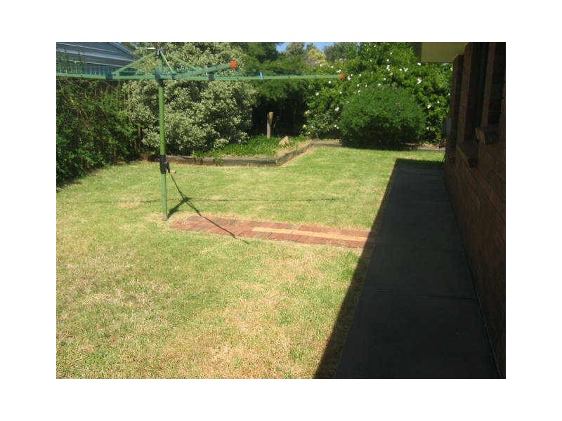 23 Banksia Crescent, Craigmore SA 5114