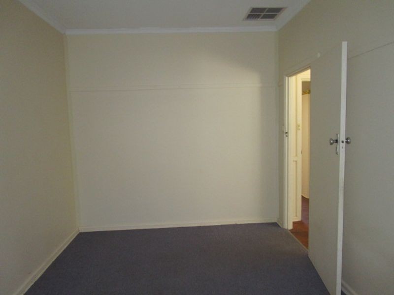 8 Grant Street, Elizabeth Park SA 5113