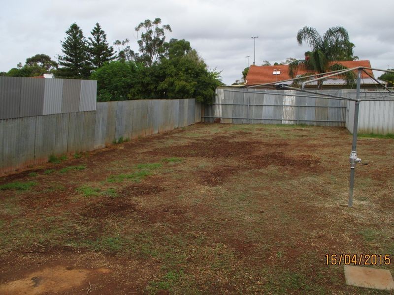 18 Stone Road, Elizabeth Downs SA 5113