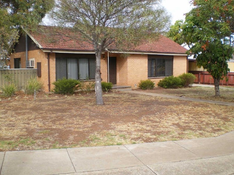 6 Mosterton Road, Elizabeth Park SA 5113