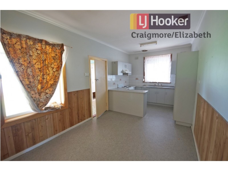 17 Midway Road, Elizabeth East SA 5112