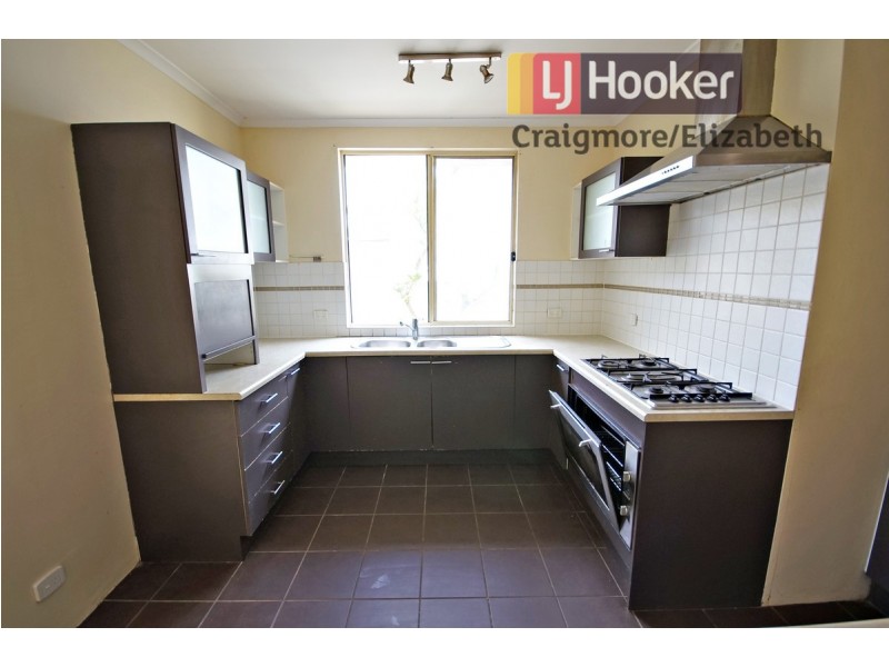 18 Barton Road, Elizabeth Downs SA 5113