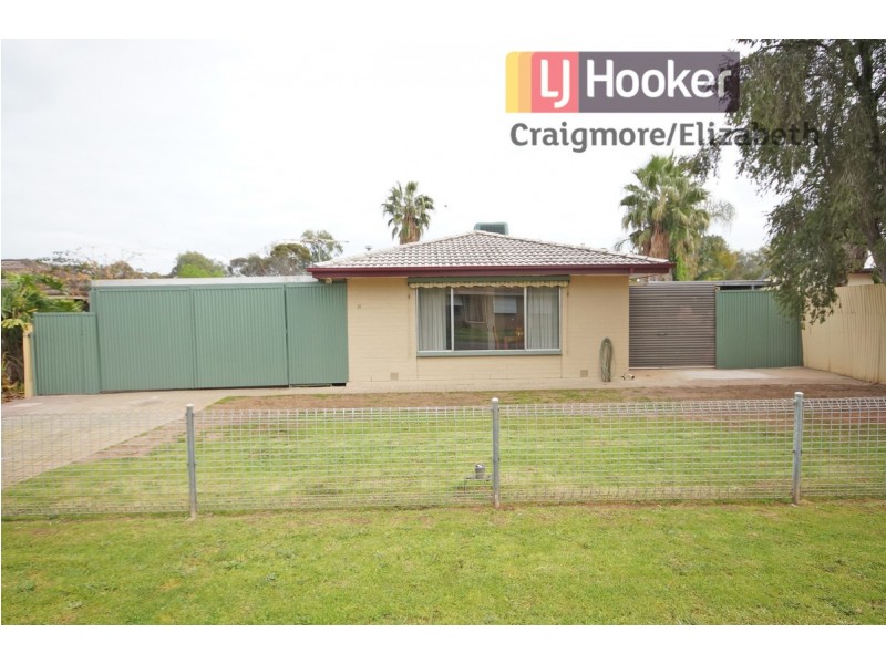 31 Douglas Street, Elizabeth Downs SA 5113