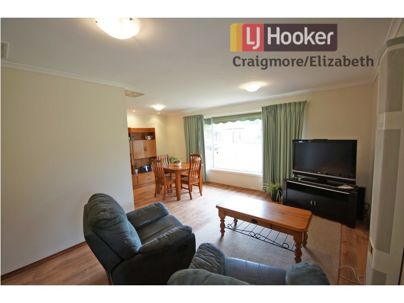 31 Douglas Street, Elizabeth Downs SA 5113