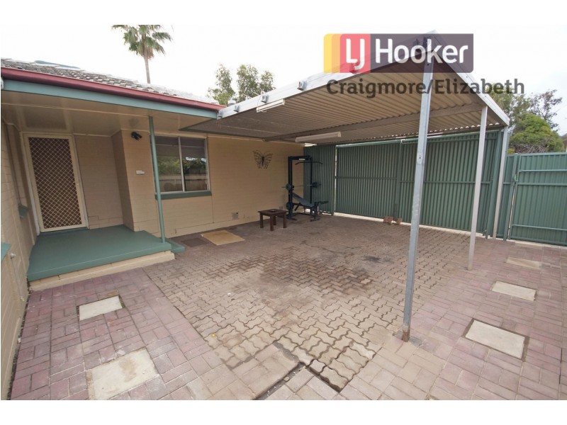 31 Douglas Street, Elizabeth Downs SA 5113