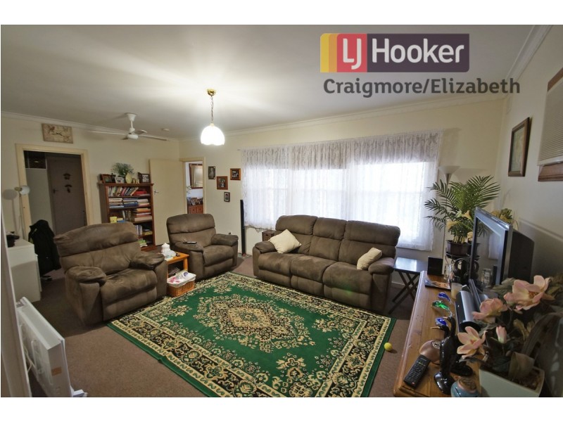 38 Bloomfield Crescent, Elizabeth Downs SA 5113