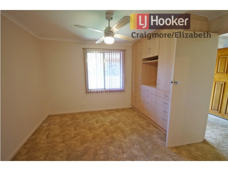 25 Linger Crescent, Elizabeth Downs SA 5113