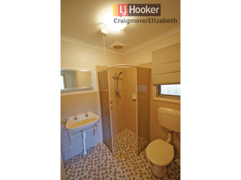 25 Linger Crescent, Elizabeth Downs SA 5113