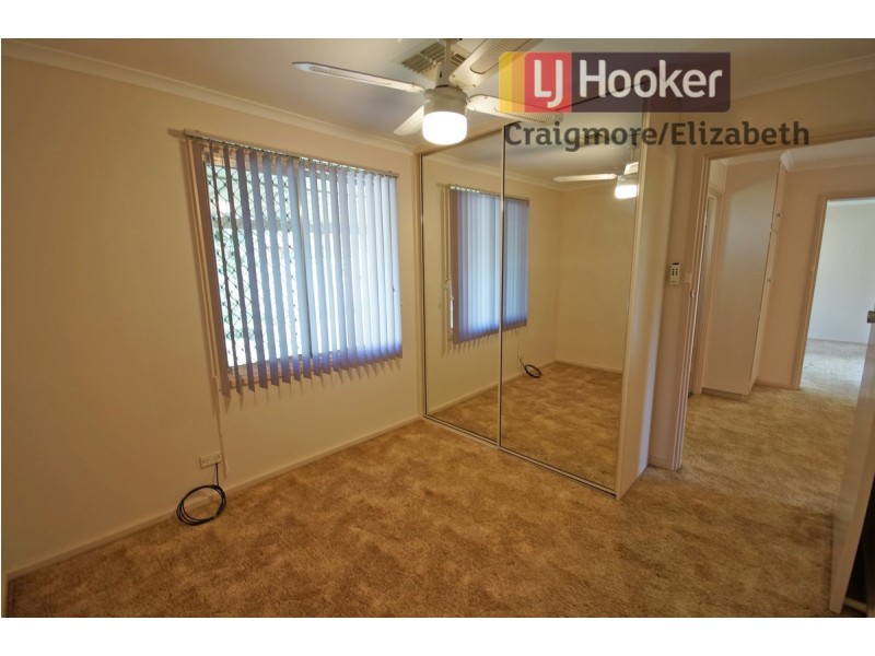 25 Linger Crescent, Elizabeth Downs SA 5113