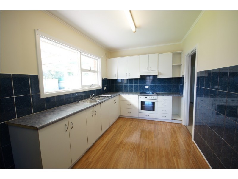 16 Marshalsea Road, Elizabeth Park SA 5113