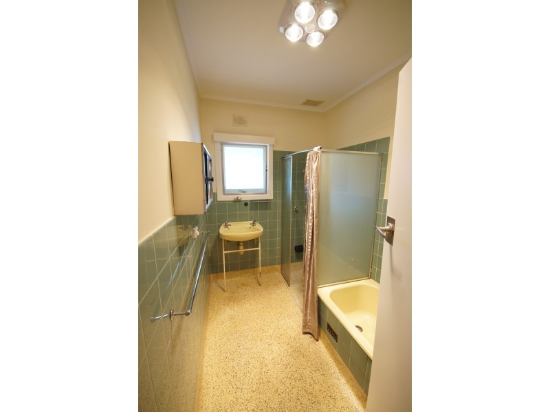 16 Marshalsea Road, Elizabeth Park SA 5113