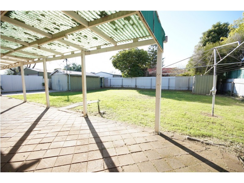 16 Marshalsea Road, Elizabeth Park SA 5113