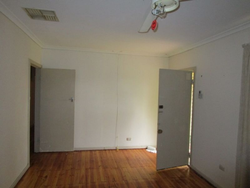 6 McLean Street, Elizabeth Park SA 5113