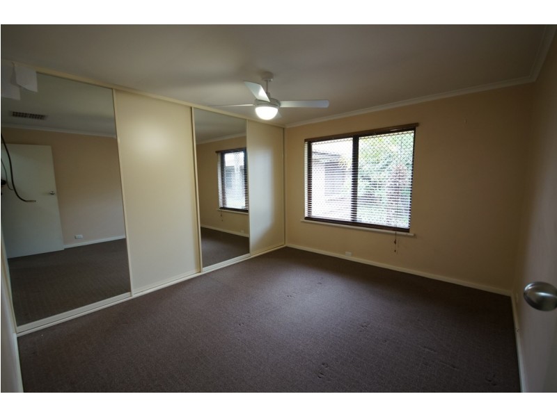 2/82 Churchill Road North, Dry Creek SA 5094